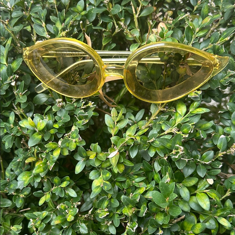 Vintage Yellow Cat-Eye Sunglasses